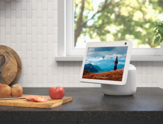 The New Amazon Echo Show 10 Streams Netflix While Following You Around the Room