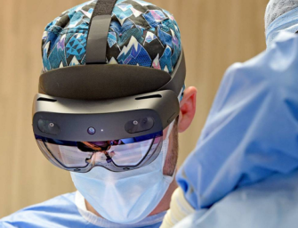 Voice-Controlled Augmented Reality Headset Assists Successful Surgery